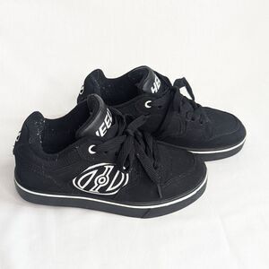 Heelys Black and White Skate Sneakers Size 2
